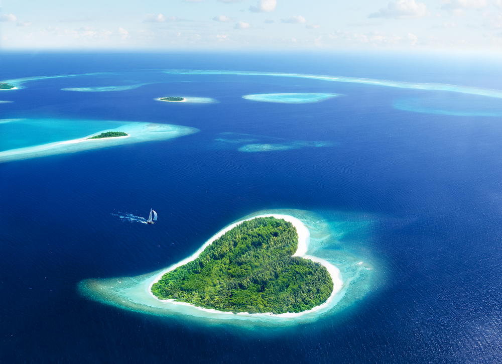 maldives-heart-island