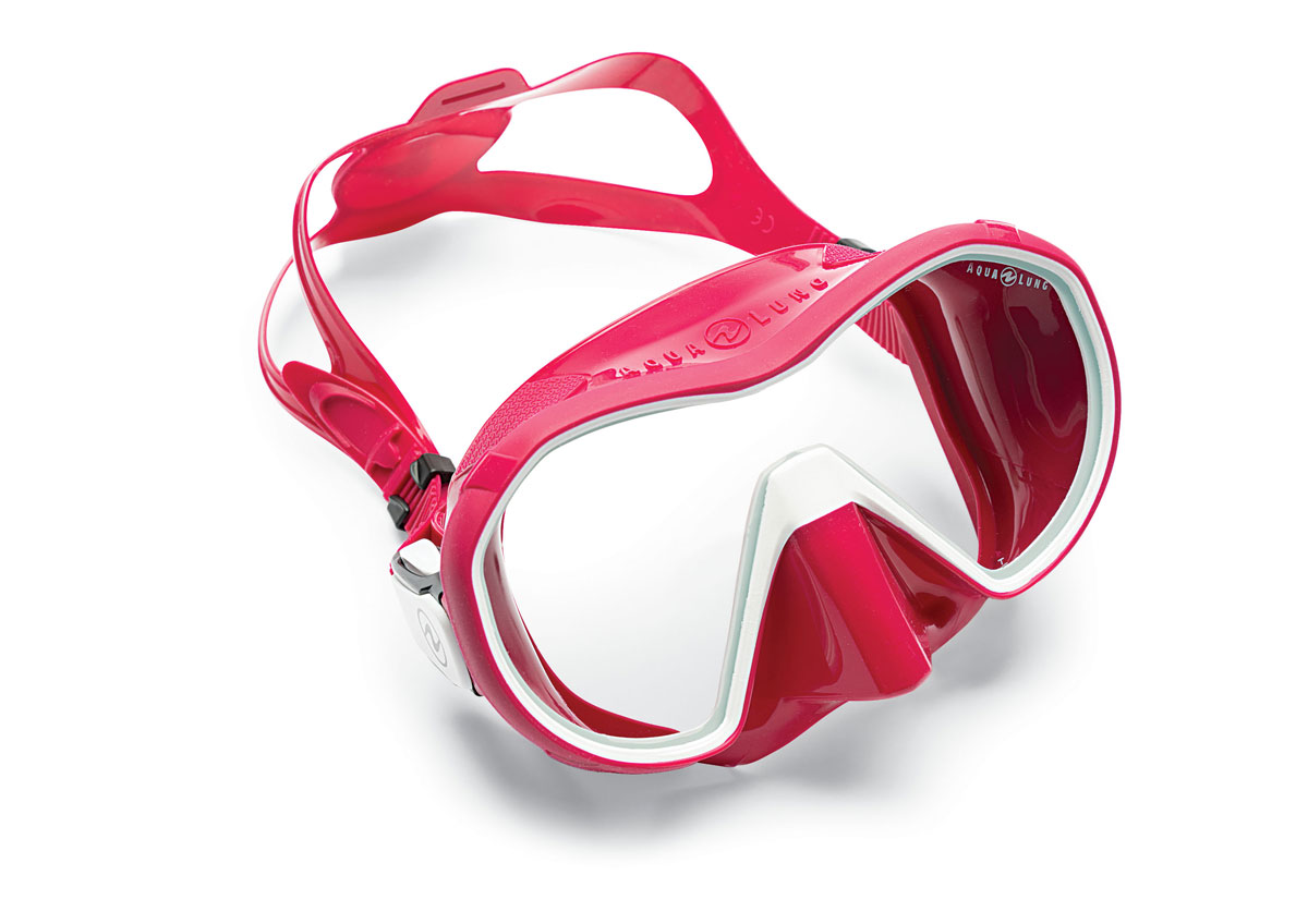 in 4 colors: yellow Swim mask for child red extra wide viewing blue pink 