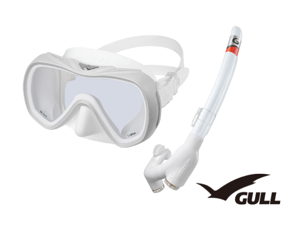 white diving mask and snorkel 